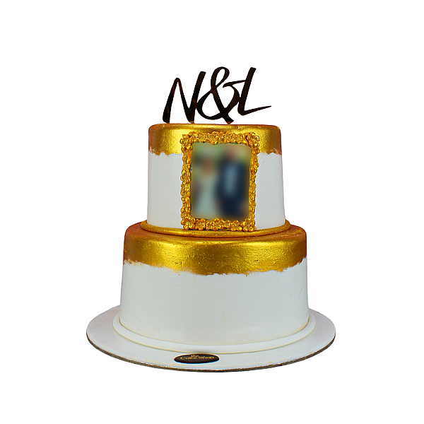 Gold cake with a photo